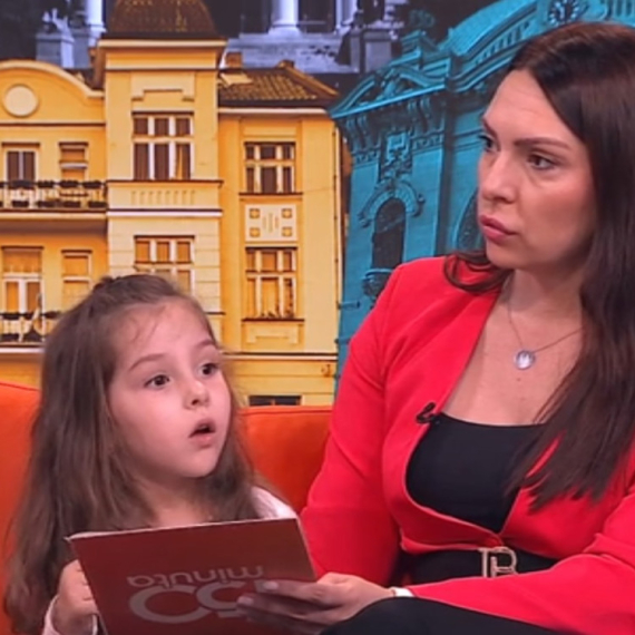 ZARI (5) JE POTREBNA NAŠA POMOĆ! Boluje od sindroma kratkog creva i cerebralne paralize, a mesečni troškovi su izuzetno visoki (VIDEO)